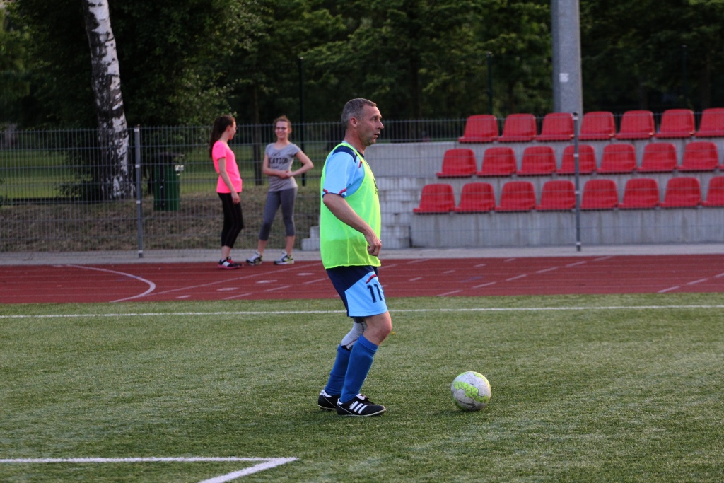 Liga Biznesu: FOCIS Kominki i Oldboje zagrają w finale!