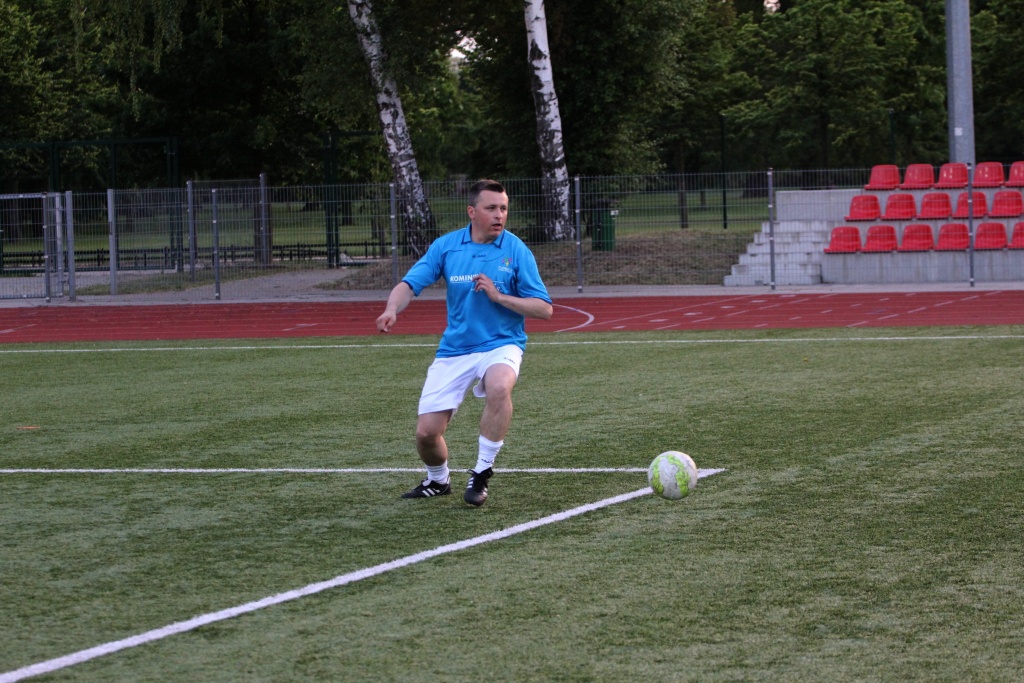 Liga Biznesu: FOCIS Kominki i Oldboje zagrają w finale!