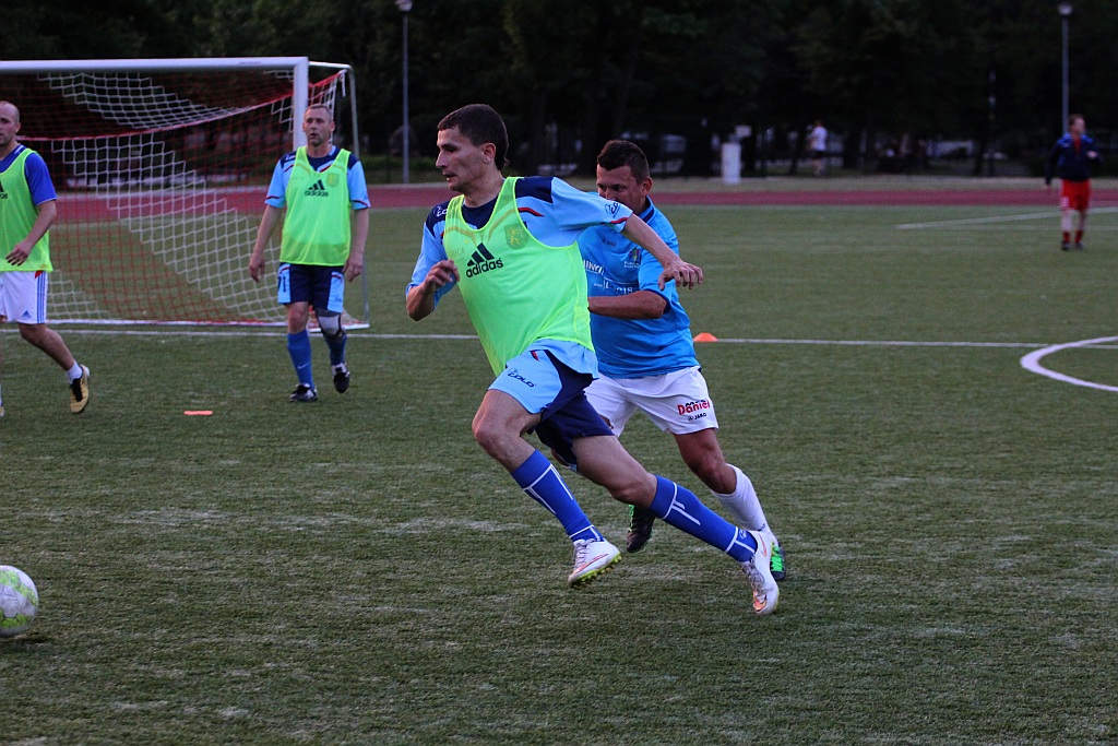 Liga Biznesu: FOCIS Kominki i Oldboje zagrają w finale!