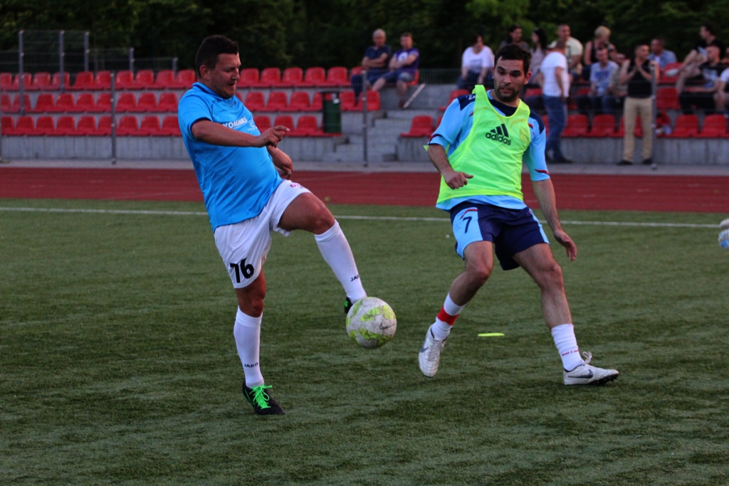 Liga Biznesu: FOCIS Kominki i Oldboje zagrają w finale!
