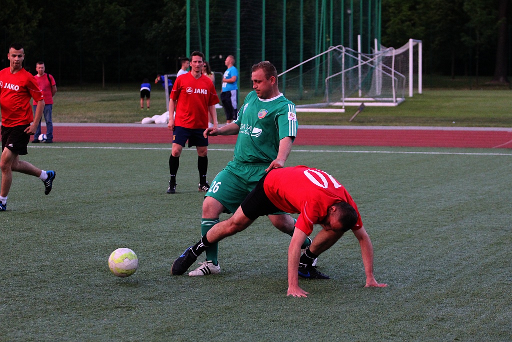 Liga Biznesu: FOCIS Kominki i Oldboje zagrają w finale!