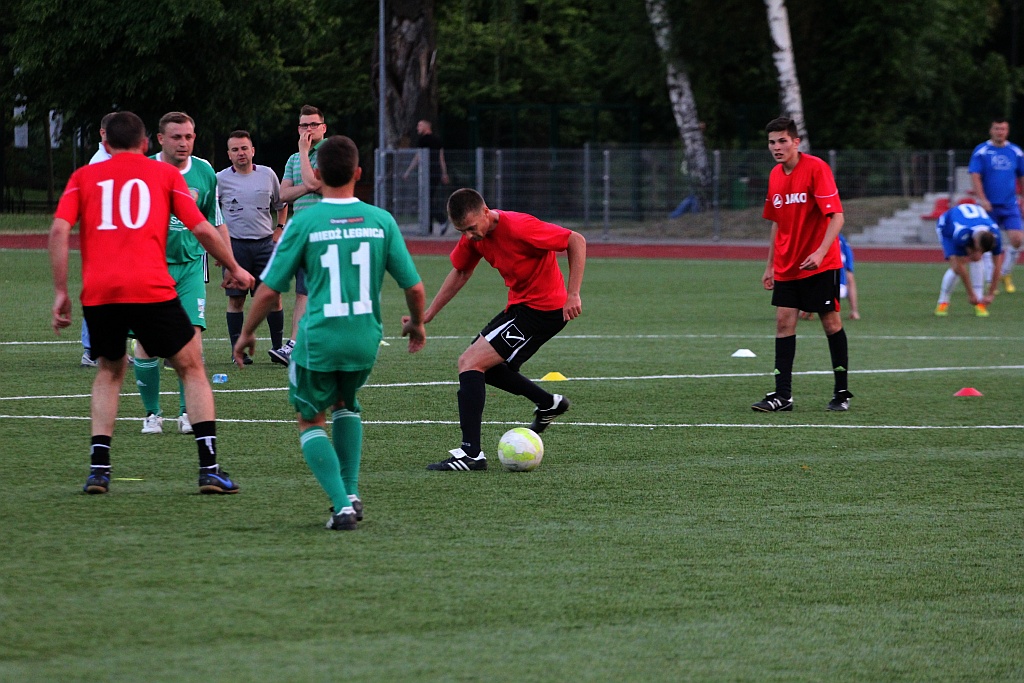 Liga Biznesu: FOCIS Kominki i Oldboje zagrają w finale!