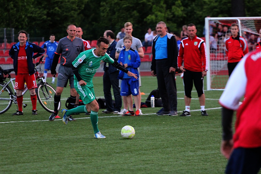 Liga Biznesu: FOCIS Kominki i Oldboje zagrają w finale!