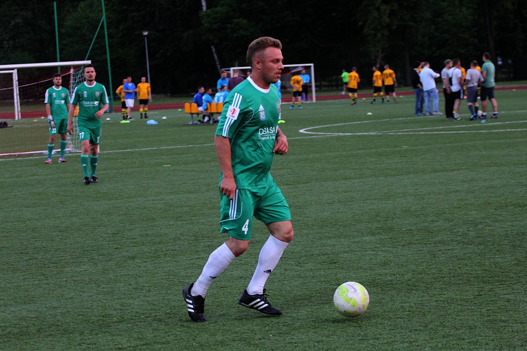 Liga Biznesu: FOCIS Kominki i Oldboje zagrają w finale!