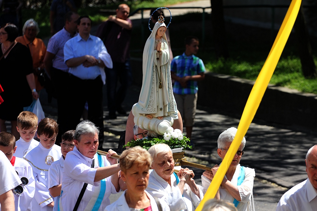 Tysiące legniczan przeszło w procesjach
