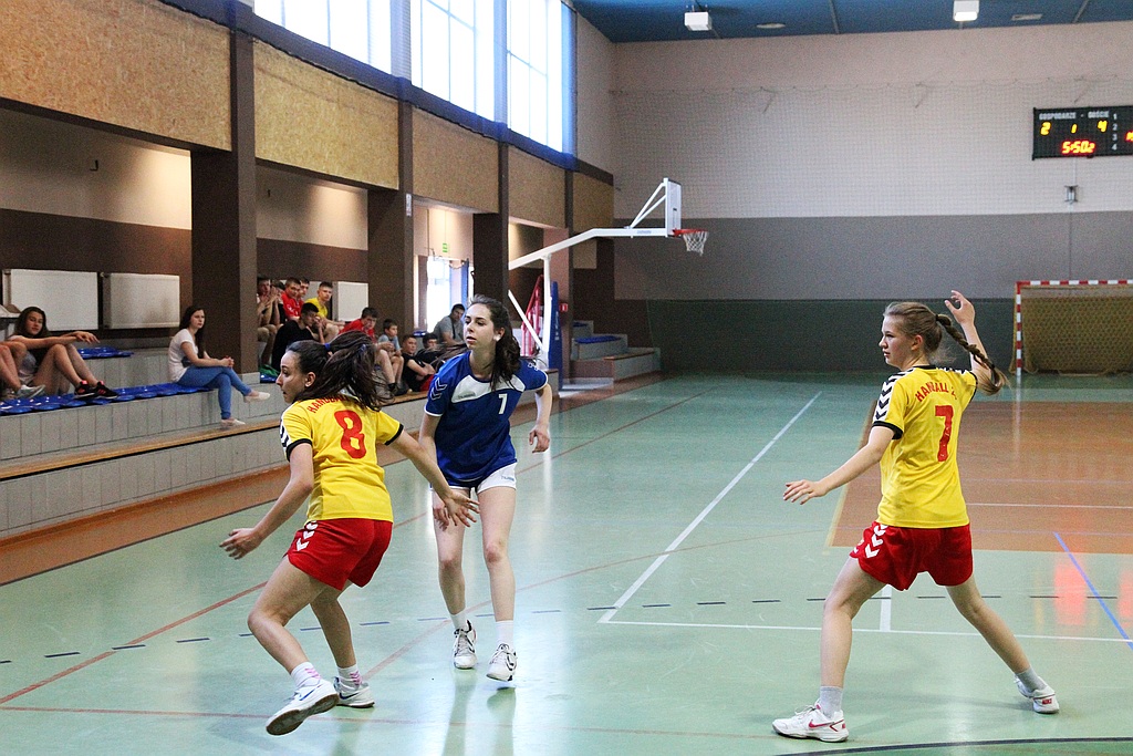 Szczypiorniści walczą w Lion Cup 2015 cz2