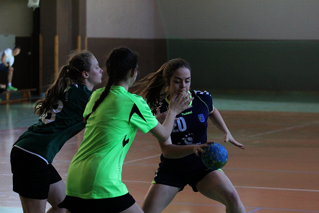 Szczypiorniści walczą w Lion Cup 2015 cz.3
