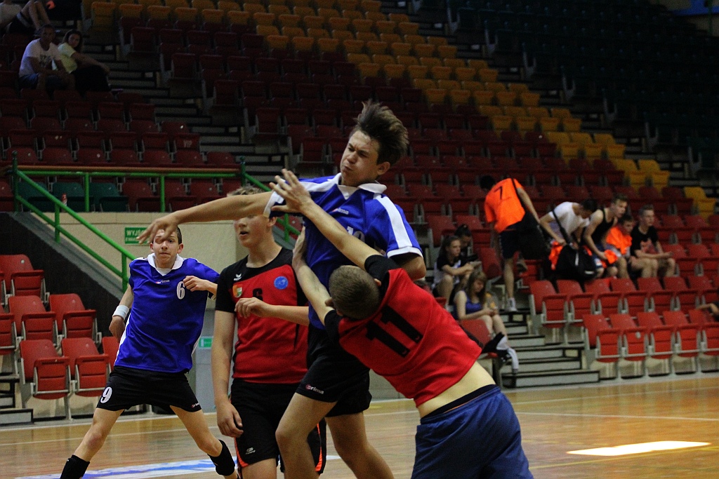 Szczypiorniści walczą w Lion Cup 2015 cz.3