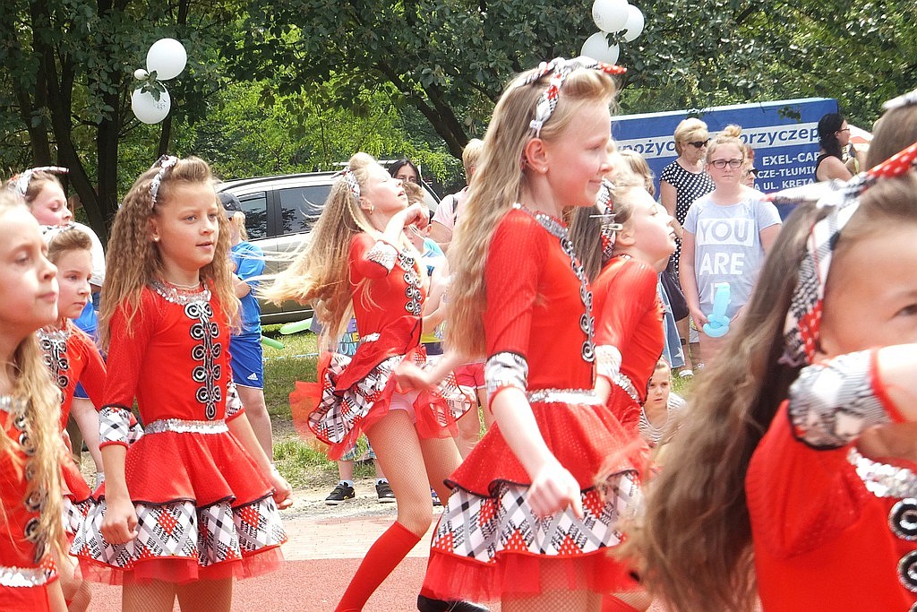 Legniczanie bawią się na festynie LSM cz1