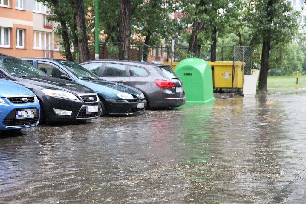 Legnica po przejściu ulewnej burzy