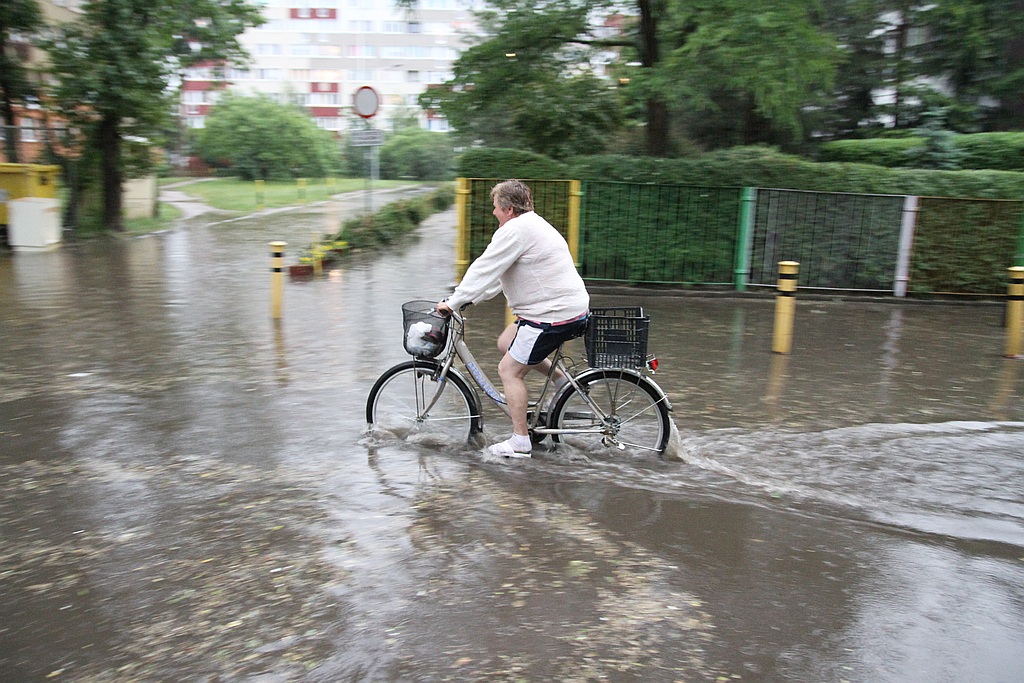 Legnica po przejściu ulewnej burzy