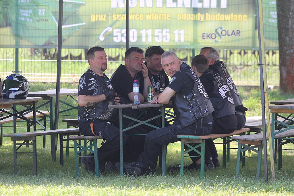 Dopalacze.pl rozpoczęli sezon mszą świętą
