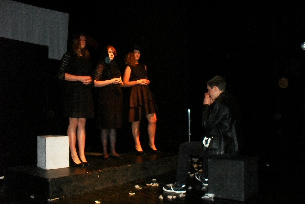 Koła plastyczne i teatralne podsumowały rok
