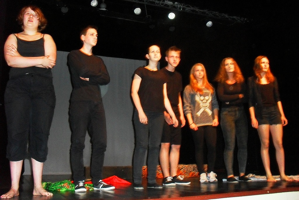 Koła plastyczne i teatralne podsumowały rok