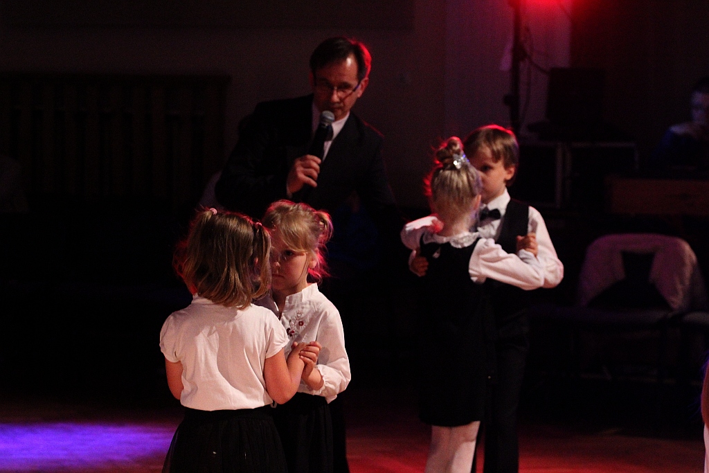W Młodziezowym Centrum Kultury taniec siłą stoi
