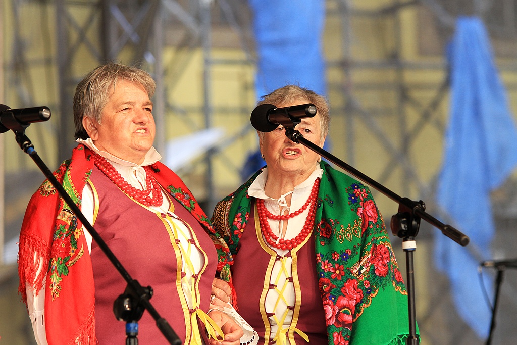 Dawnych Kresów czar … na dziedzińcu Akademii Rycerskiej