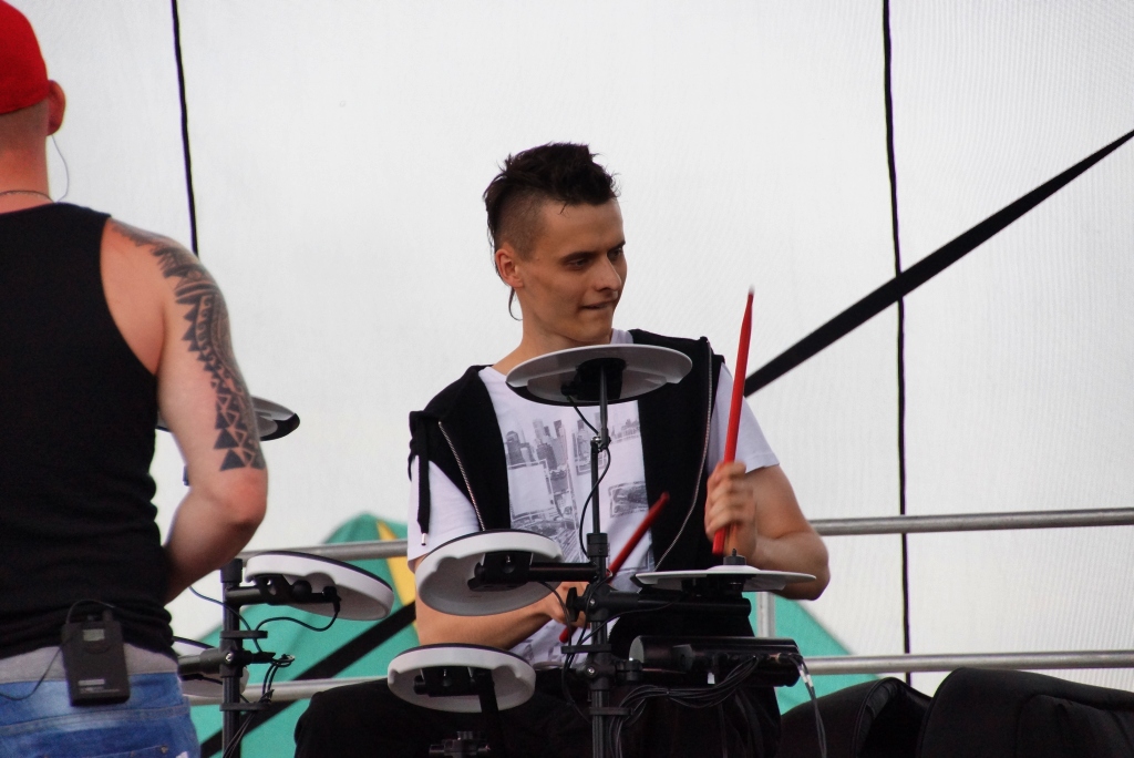 Gwiazdy disco polo rozgrzewją publiczność
