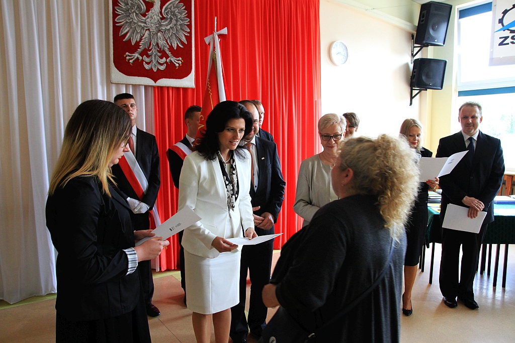 Minister na zakończeniu roku szkolnego w budowlance