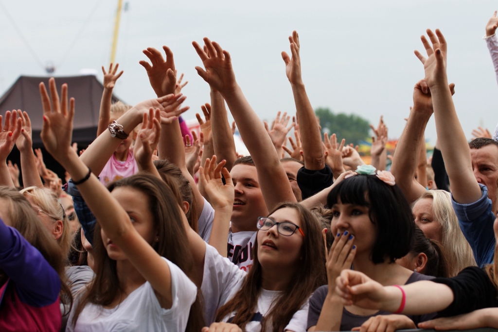 Gwiazdy disco polo rozgrzewją publiczność