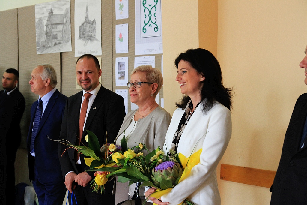 Minister na zakończeniu roku szkolnego w budowlance