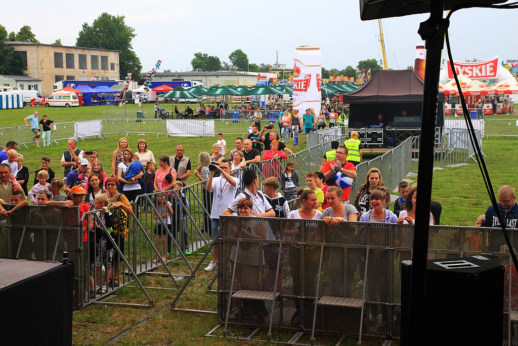 Lotniskowa fiesta ruszyła pełną parą