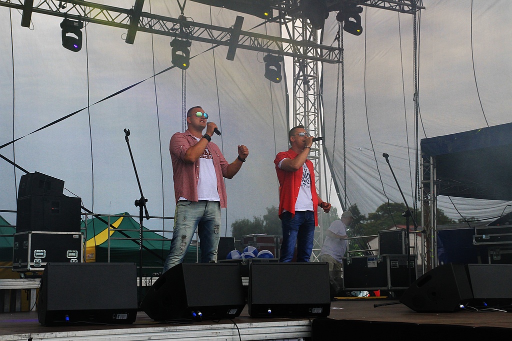 Lotniskowa fiesta ruszyła pełną parą