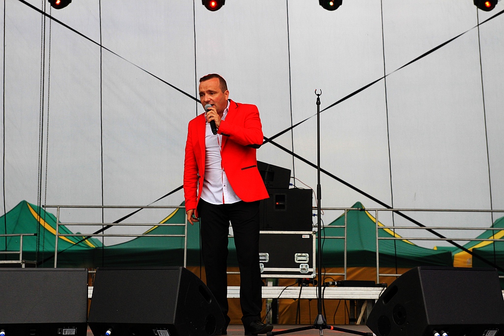 Lotniskowa fiesta ruszyła pełną parą