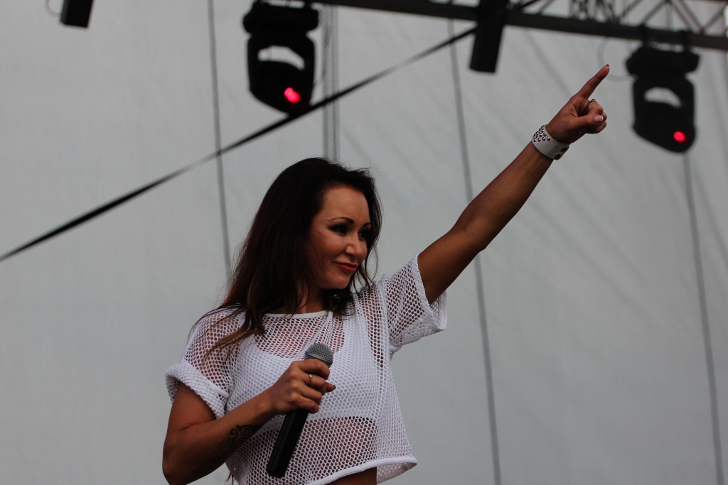Gwiazdy disco polo rozgrzewją publiczność