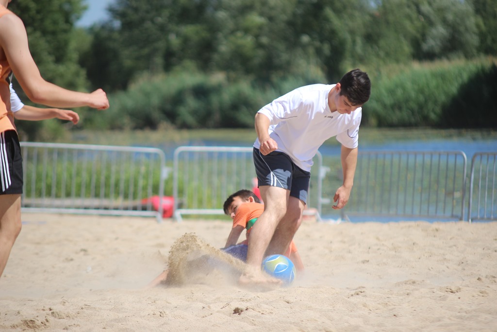 Poznaliśmy mistrzów Legnicy w piłce nożnej plażowej