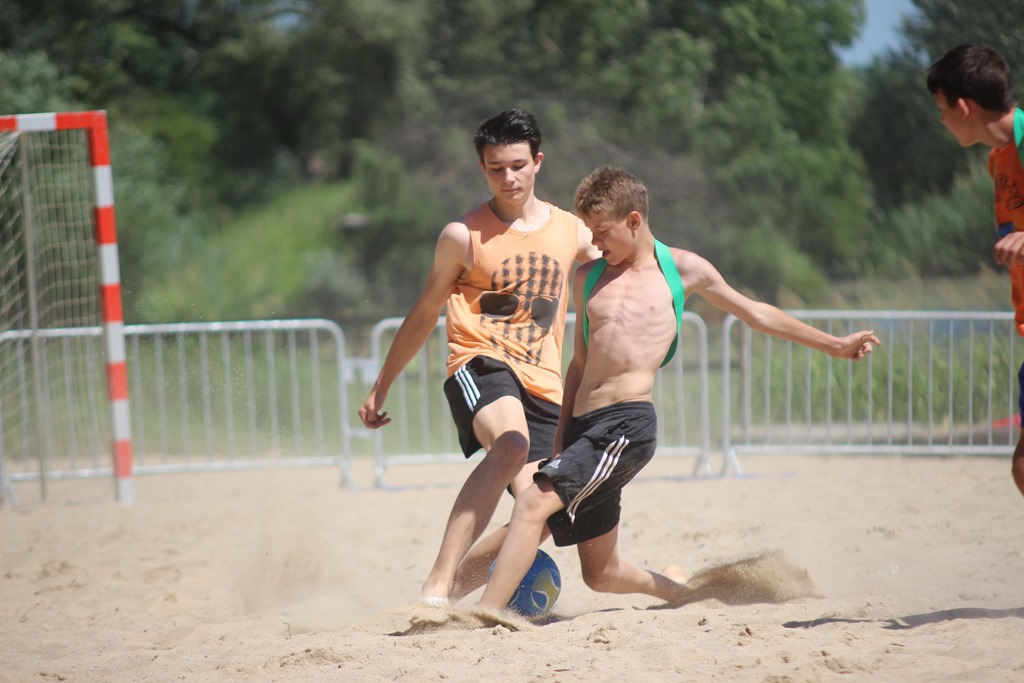 Poznaliśmy mistrzów Legnicy w piłce nożnej plażowej