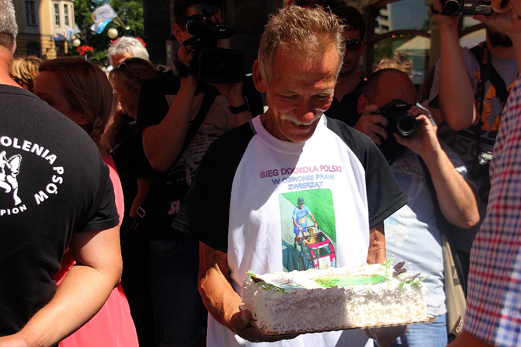 Franciszek Gogół i jego pies zakończyli bieg dookoła Polski