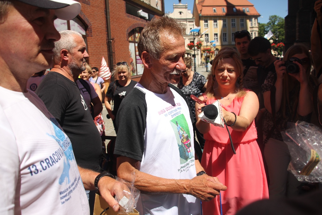 Franciszek Gogół i jego pies zakończyli bieg dookoła Polski