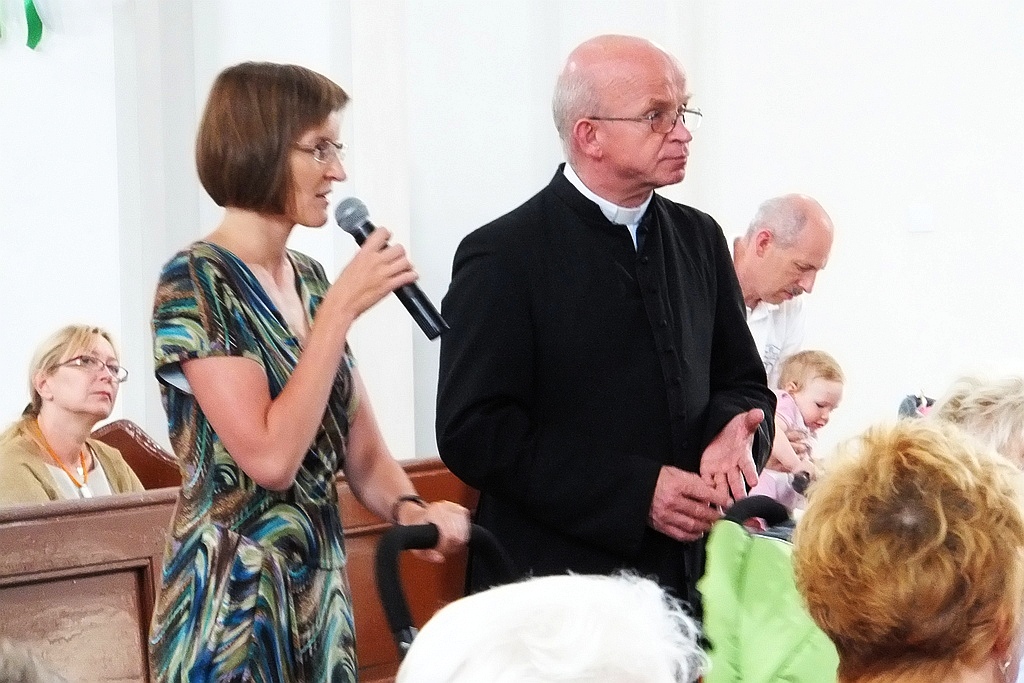 Ksiądz Jan Kaczkowski rozmawiał i modlił się z legniczanami