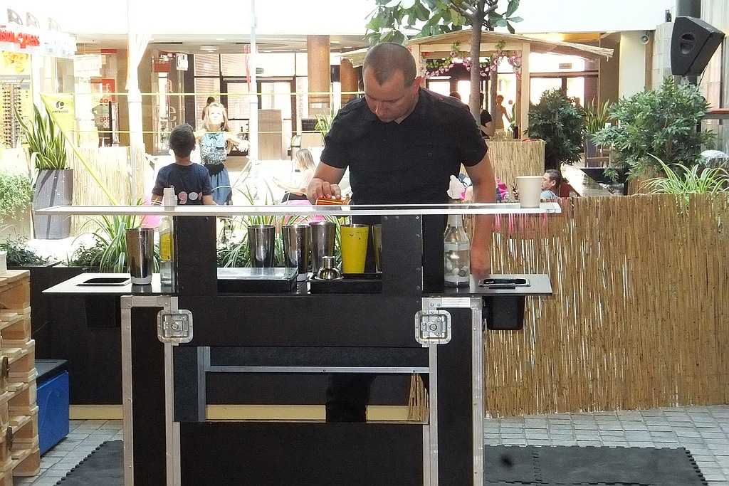 Pokaz barmański i degustacja drinków w Galerii Piastów