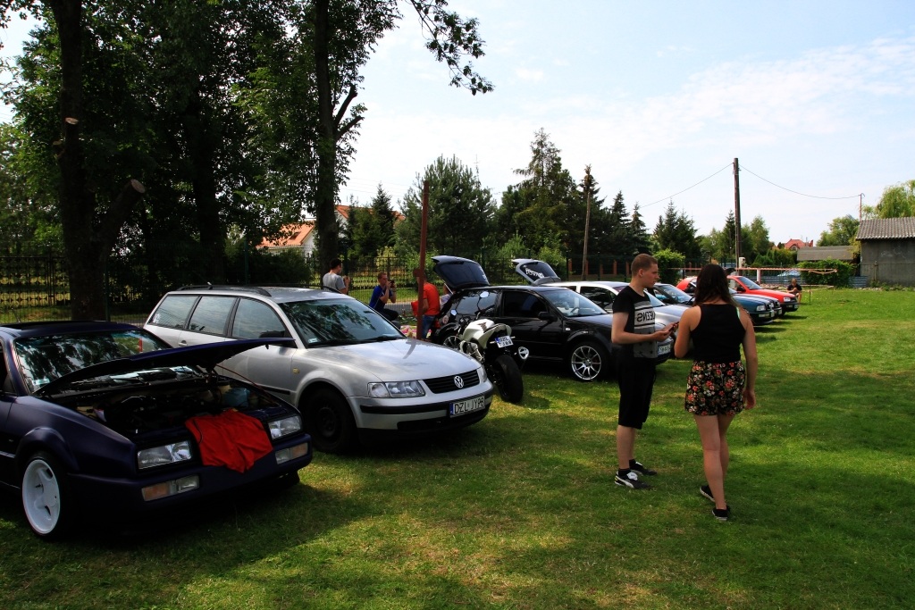 50 samochodów wzięło udział w VAG & Grill vol. 1 Jezioro Kunice