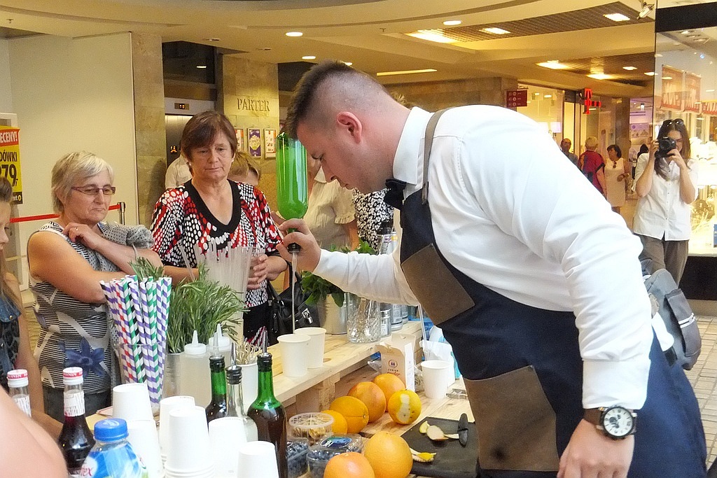 Pokaz barmański i degustacja drinków w Galerii Piastów