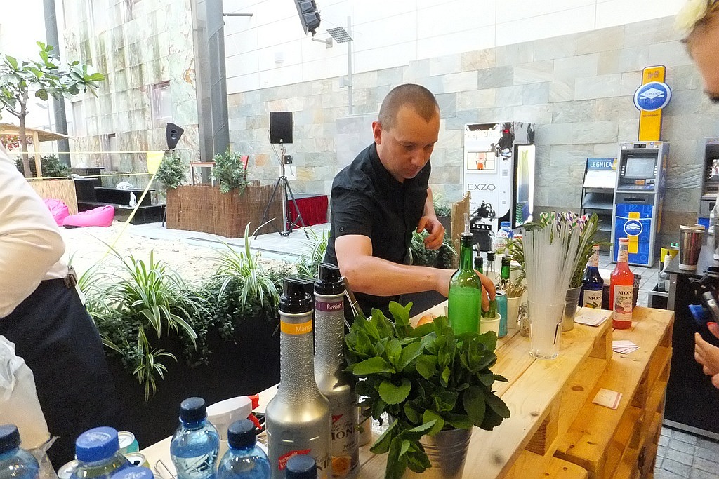 Pokaz barmański i degustacja drinków w Galerii Piastów