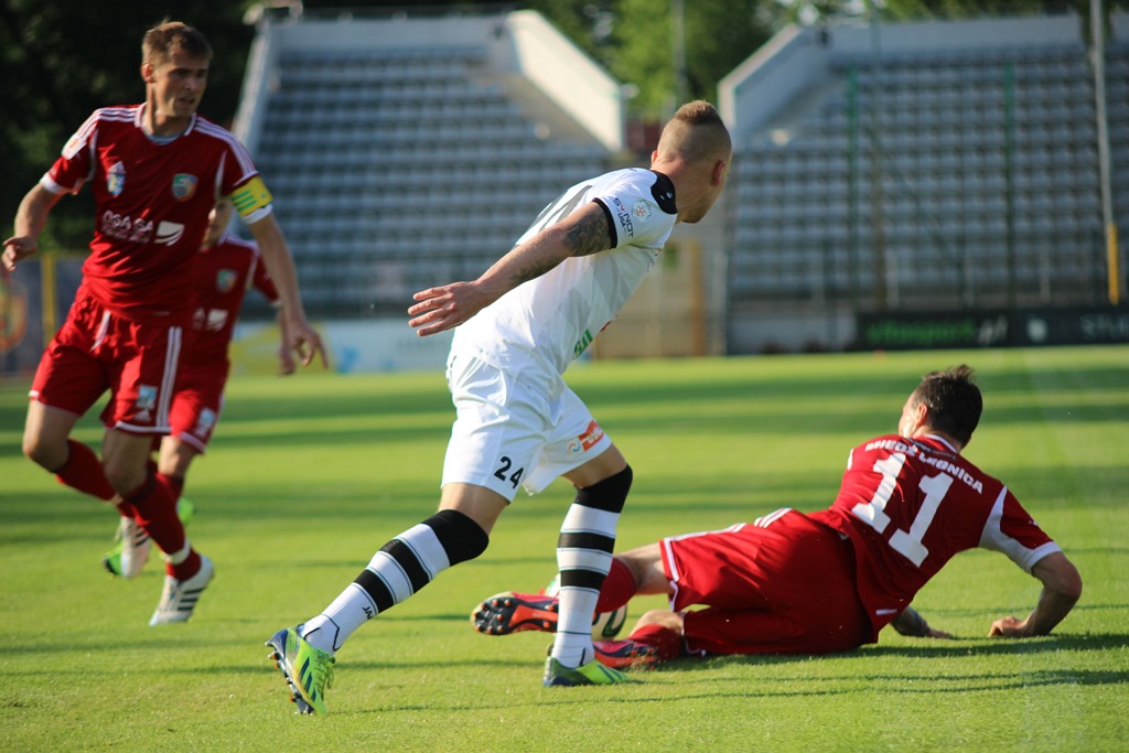 Miedź Legnica na remis z FC Hradec Kralove