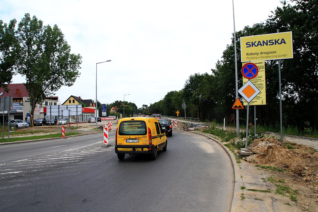 Remont Jaworzyńskiej. Są problemy i poślizg