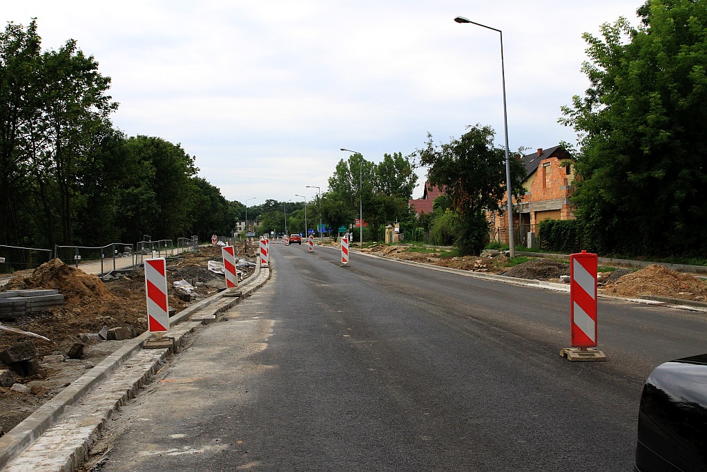 Remont Jaworzyńskiej. Są problemy i poślizg