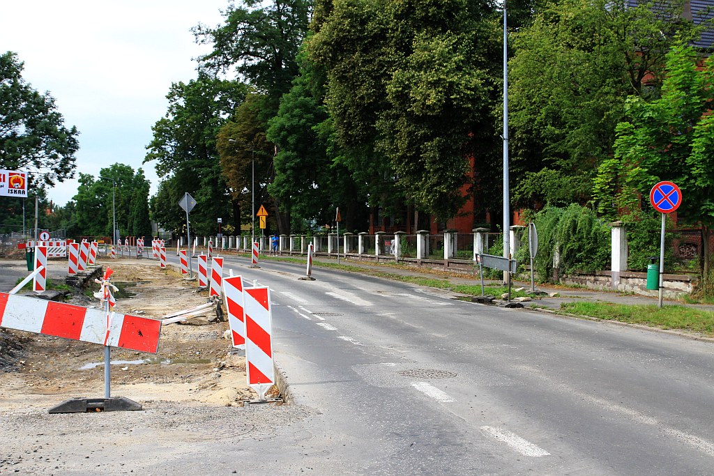 Remont Jaworzyńskiej. Są problemy i poślizg