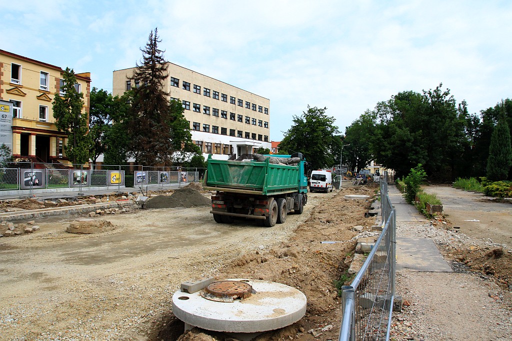 Remont Jaworzyńskiej. Są problemy i poślizg