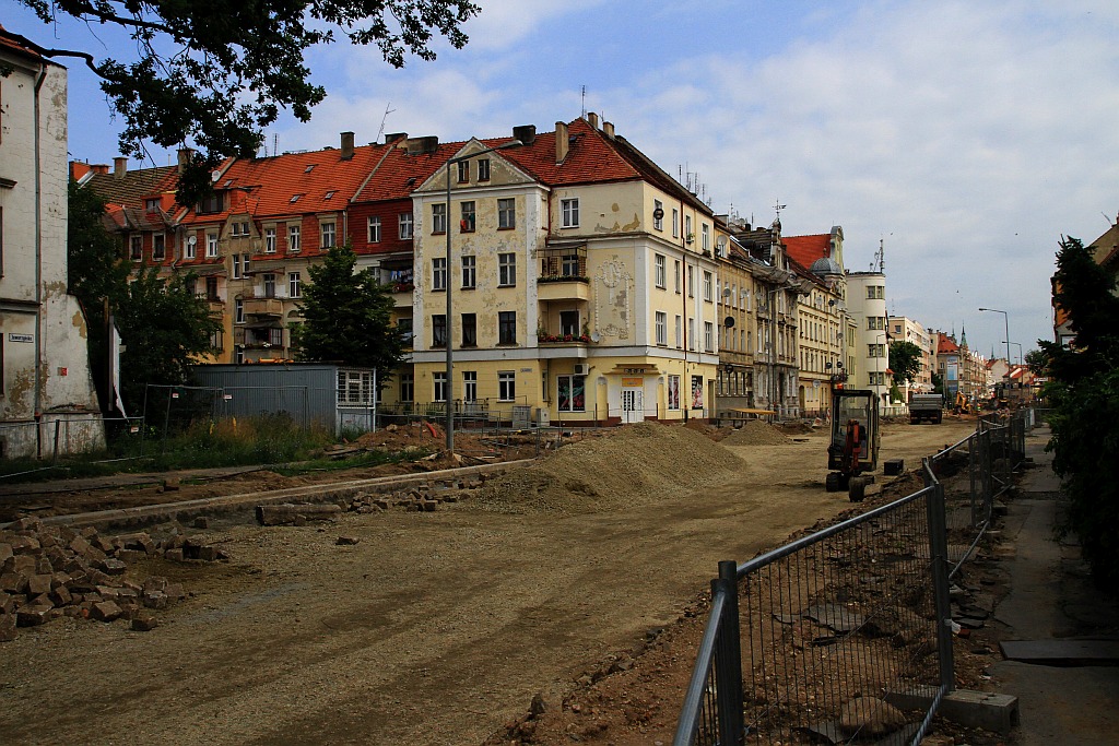 Remont Jaworzyńskiej. Są problemy i poślizg