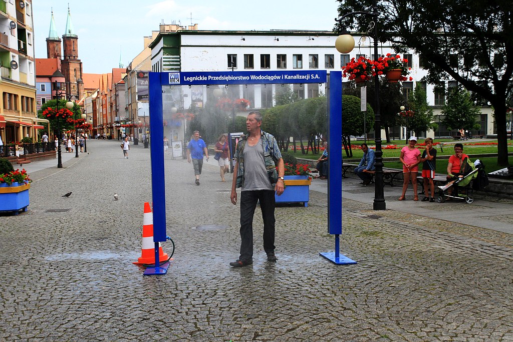 Wodociągi sprezentowały kurtyny wodne na NMP