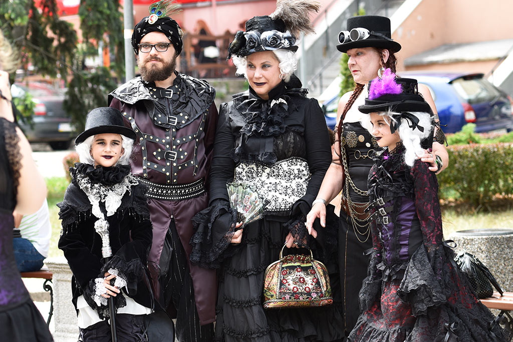 Festiwal dla fanów muzyki gotyckiej Castle Party 2015 w Bolkowie.
