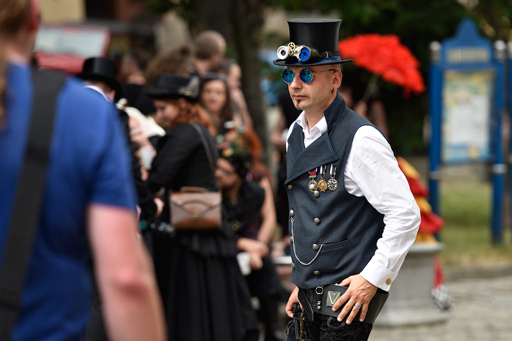 Festiwal dla fanów muzyki gotyckiej Castle Party 2015 w Bolkowie.