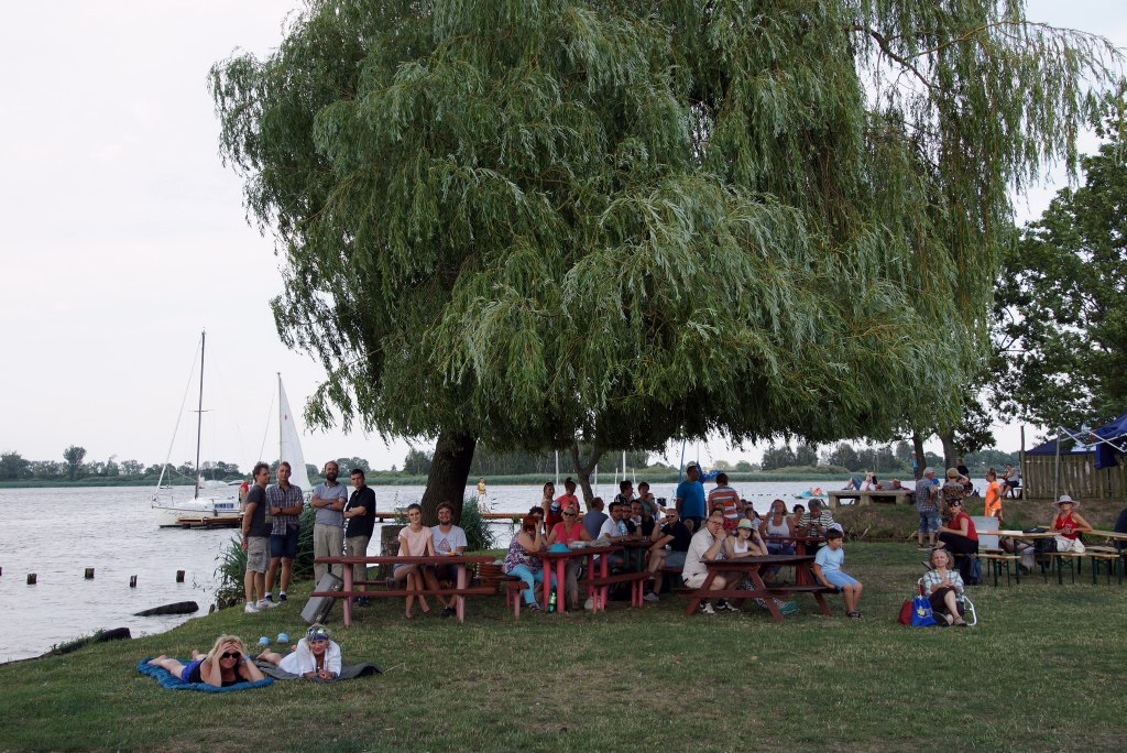 Szanty Kunice 2015. Na jeziorze fale, na scenie gwiazdy