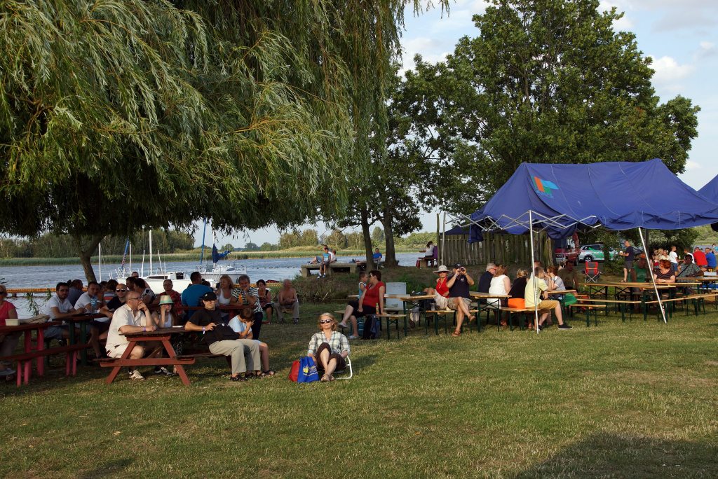 Szanty Kunice 2015. Na jeziorze fale, na scenie gwiazdy