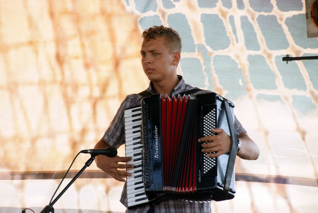 Szanty Kunice 2015. Na jeziorze fale, na scenie gwiazdy