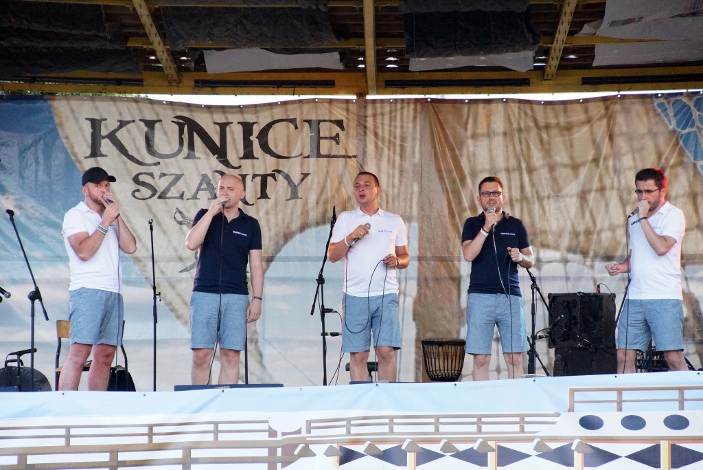 Szanty Kunice 2015. Na jeziorze fale, na scenie gwiazdy